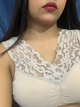 Snapshot of Rashi-48 chatting on June 23, 6:39 pm Rashi-48 online show from June 23, 6:39 pm