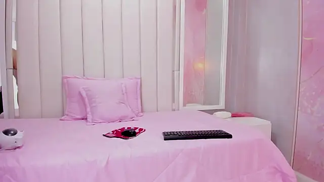 luna hot ass online show from September 25, 8:12 pm