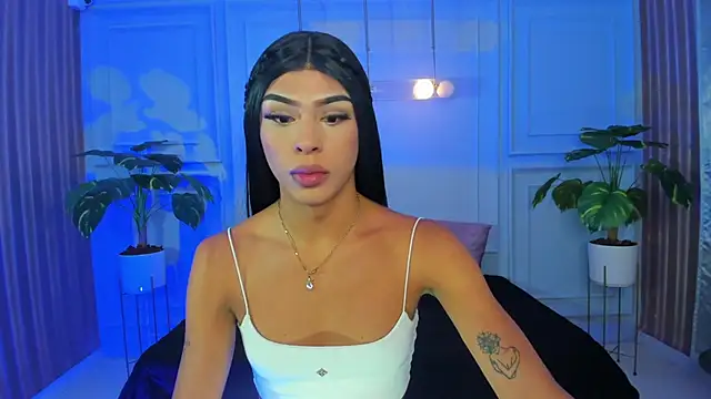 keytinthomson  online show from April 6, 7:37 pm