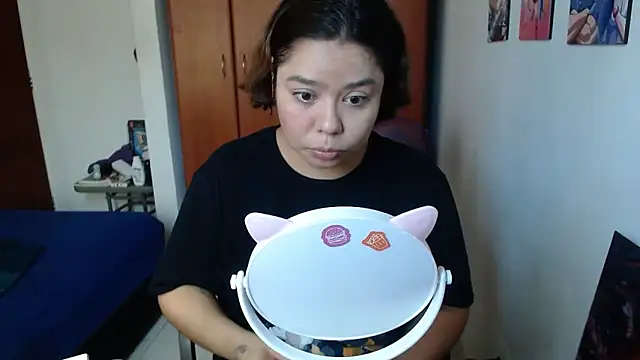 saenz eymi online show from December 5, 2:25 pm