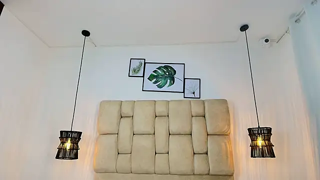 Cinthiabaker online show from April 11, 12:31 pm