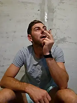 Alex-andru88 online show from November 15, 5:38 am