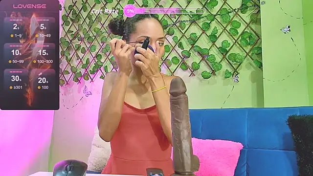 Snapshot of Karen_Ariass chatting on October 4, 2:26 pm Karen Ariass online show from October 4, 2:26 pm