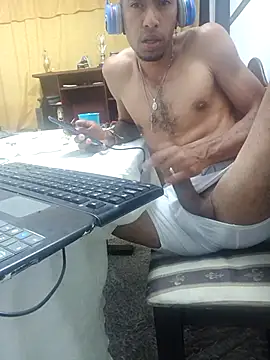 Negritohot2828 online show from May 1, 5:34 am