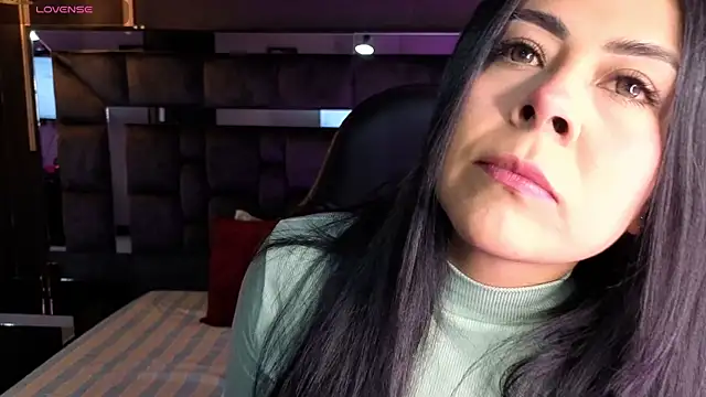 Aniajoness  online show from November 20, 4:01 am