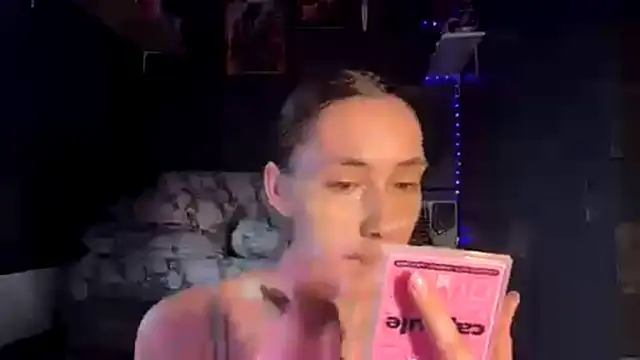 Snapshot of AccaGrisham chatting on April 5, 3:26 am AccaGrisham online show from April 5, 3:26 am