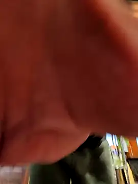 Snapshot of sizableunicorn7 chatting on November 17, 10:15 pm sizableunicorn7 online show from November 17, 10:15 pm