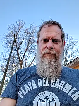 Snapshot of sizableunicorn7 chatting on February 9, 10:25 pm sizableunicorn7 online show from February 9, 10:25 pm