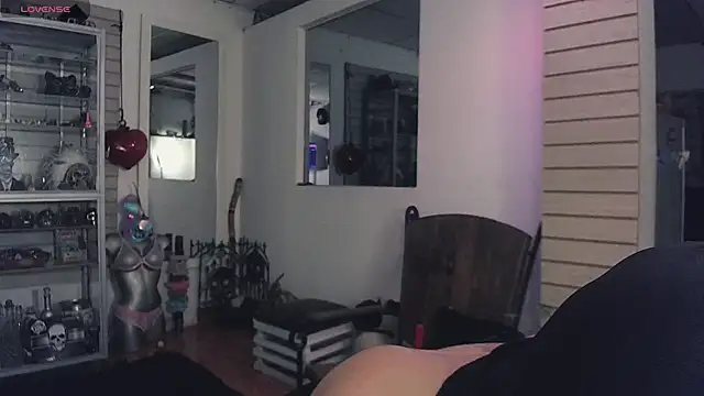 xinamora online show from November 7, 5:07 am