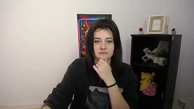 Katrin kiss  online show from October 17, 12:30 pm