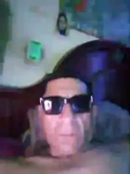 Snapshot of Juniorharo1982 chatting on March 23, 6:17 am Juniorharo1982 online show from March 23, 6:17 am