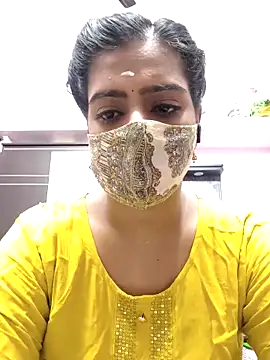 Snapshot of Tamil-Meenu12 chatting on April 26, 4:43 am Tamil-Meenu12 online show from April 26, 4:43 am