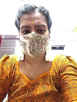 Snapshot of Tamil-Meenu12 chatting on May 17, 5:38 am Tamil-Meenu12 online show from May 17, 5:38 am
