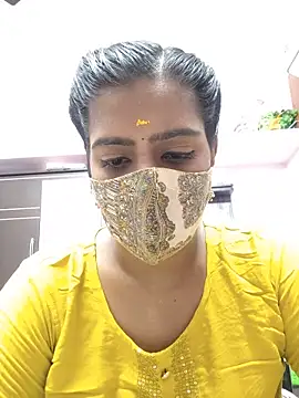 Snapshot of Tamil-Meenu12 chatting on May 18, 5:57 am Tamil-Meenu12 online show from May 18, 5:57 am