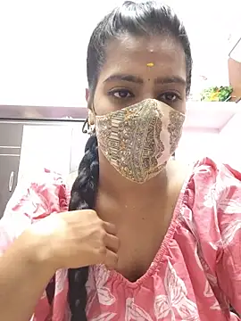 Snapshot of Tamil-Meenu12 chatting on May 21, 6:20 am Tamil-Meenu12 online show from May 21, 6:20 am