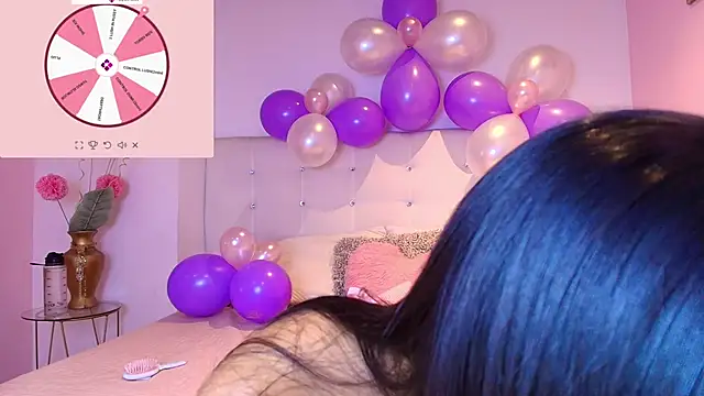 lilyth bloom online show from November 7, 12:49 pm