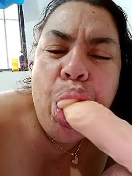 yaneth  online show from November 8, 11:54 am