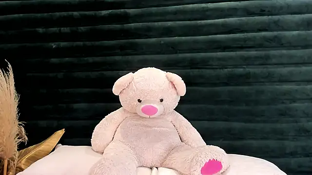 LiliCarterm online show from March 21, 1:43 am