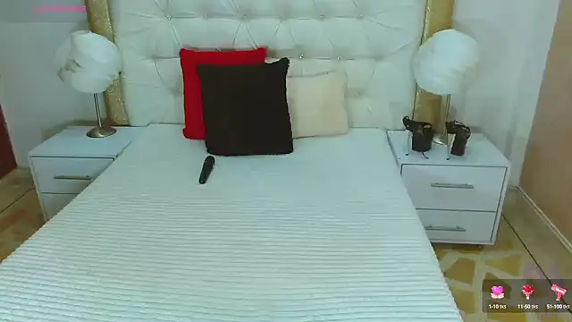 WildScarlet online show from March 22, 12:46 pm