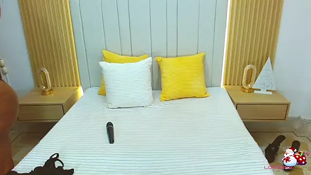 WildScarlet online show from December 20, 1:18 pm