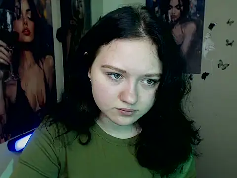 LadyAlice  online show from November 24, 6:57 am