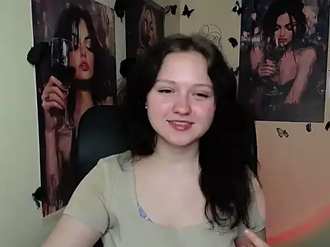 LadyAlice  online show from April 8, 6:02 am