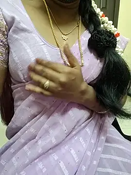 Snapshot of lolida69thamil chatting on July 27, 8:21 am lolida69thamil online show from July 27, 8:21 am