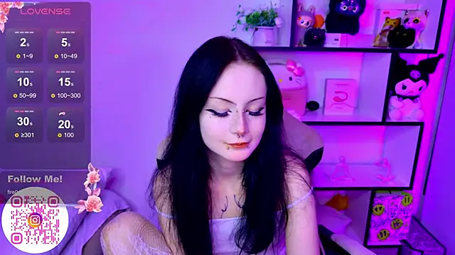 MiaScarlettt online show from December 13, 9:20 pm