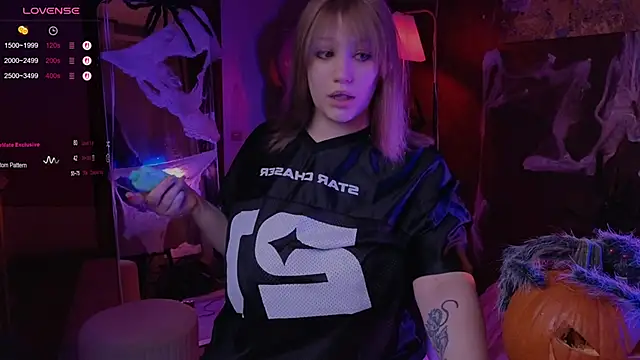 Morvelyn online show from October 27, 6:34 pm