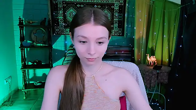 Snapshot of JulieDaniel chatting on June 29, 4:08 am JulieDaniel online show from June 29, 4:08 am