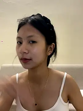 Lil-Gi online show from October 11, 3:32 pm