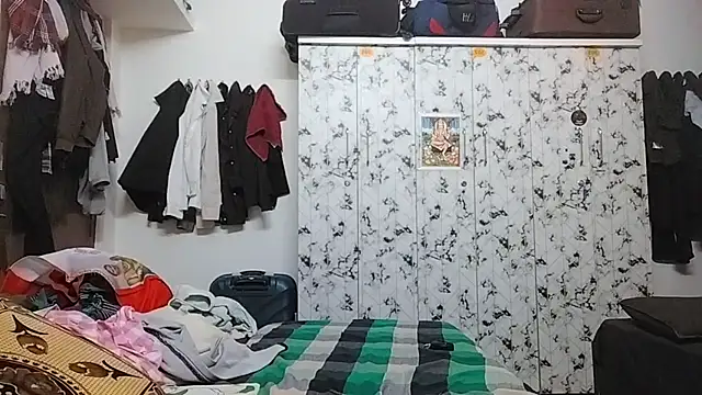 Rahulisagoodguy online show from December 16, 5:40 pm