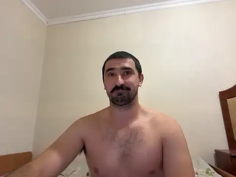 Snapshot of Hard_to_Obey chatting on October 6, 6:38 pm Hard to Obey online show from October 6, 6:38 pm