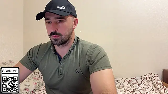Snapshot of Hard_to_Obey chatting on October 9, 4:16 pm Hard to Obey online show from October 9, 4:16 pm