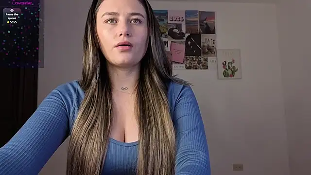 Veronika  Winslow  online show from June 2, 5:20 am