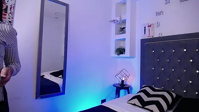 MelissaRhodes online show from December 2, 8:59 pm