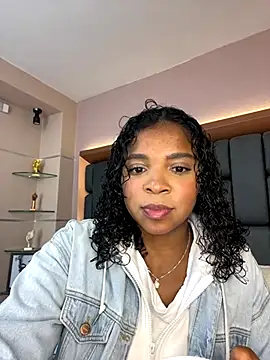 LisaMendez online show from October 2, 3:57 am