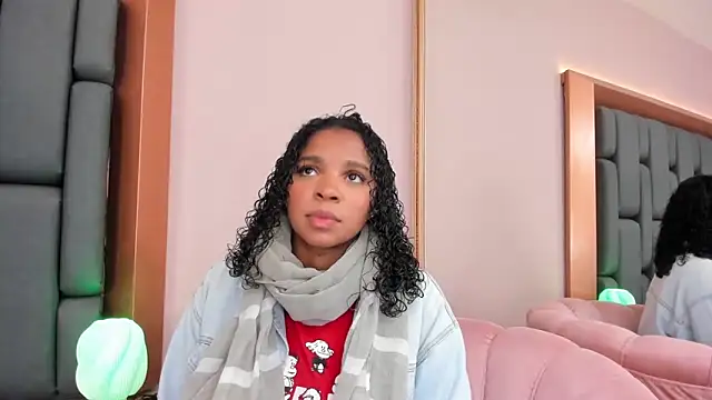 LisaMendez online show from October 15, 3:39 am