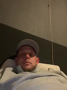 alfarolemmer online show from April 12, 10:04 pm