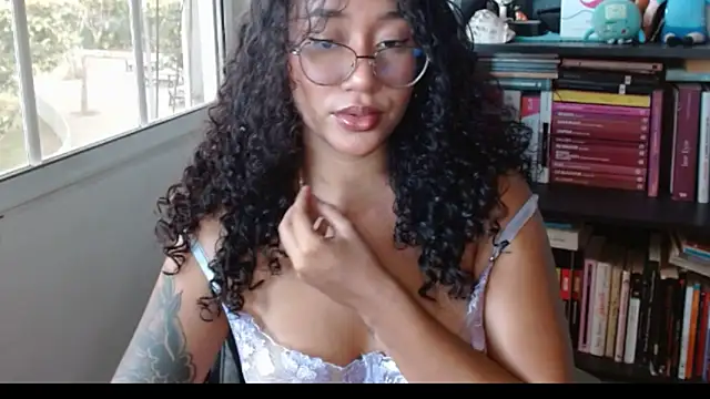 clitia xx online show from December 4, 10:07 pm