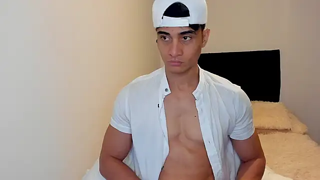 Snapshot of stylish_men chatting on September 30, 1:49 pm stylish men online show from September 30, 1:49 pm