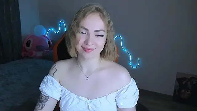 LaraKrein lk online show from March 6, 6:15 pm