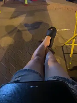 sharon-Hanna online show from December 16, 2:55 pm