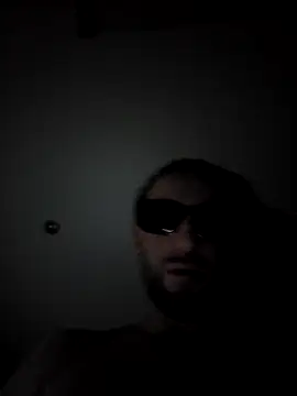 Snapshot of SugarThug chatting on November 28, 3:42 am SugarThug online show from November 28, 3:42 am
