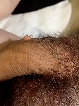 69dagosto online show from December 3, 7:01 pm