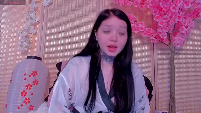 Snapshot of Lein_Bone chatting on September 11, 2:11 am Lein Bone online show from September 11, 2:11 am