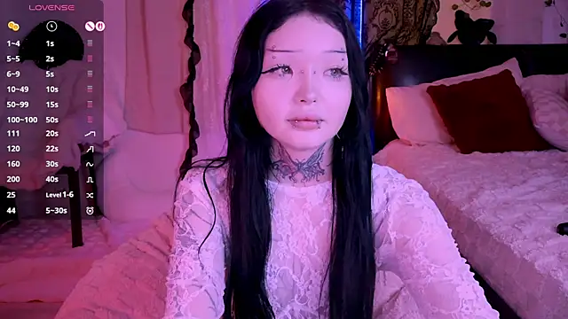 Snapshot of Lein_Bone chatting on November 28, 12:02 am Lein Bone online show from November 28, 12:02 am