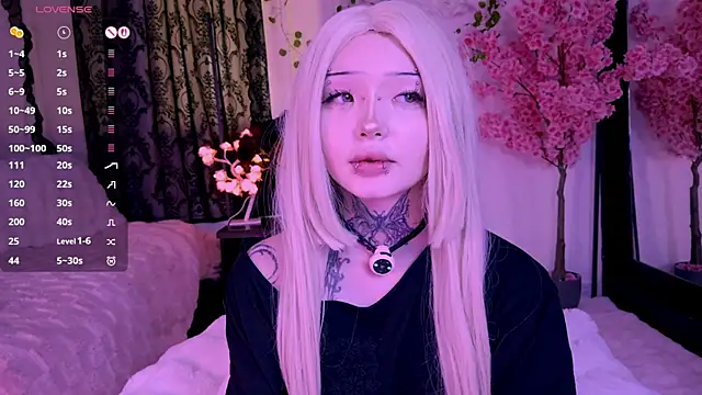 Snapshot of Lein_Bone chatting on January 17, 2:38 am Lein Bone online show from January 17, 2:38 am