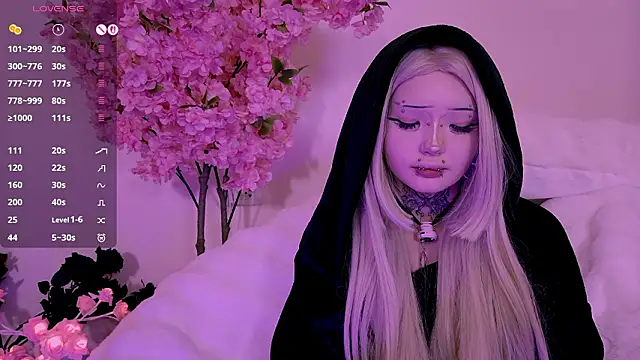 Snapshot of Lein_Bone chatting on February 9, 2:37 am Lein Bone online show from February 9, 2:37 am