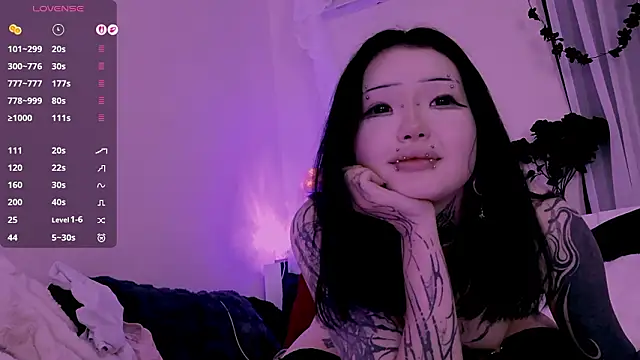 Snapshot of Lein_Bone chatting on March 2, 1:41 am Lein Bone online show from March 2, 1:41 am